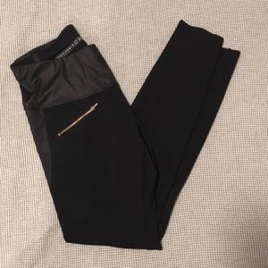 ADAY Throw and Roll Leggings